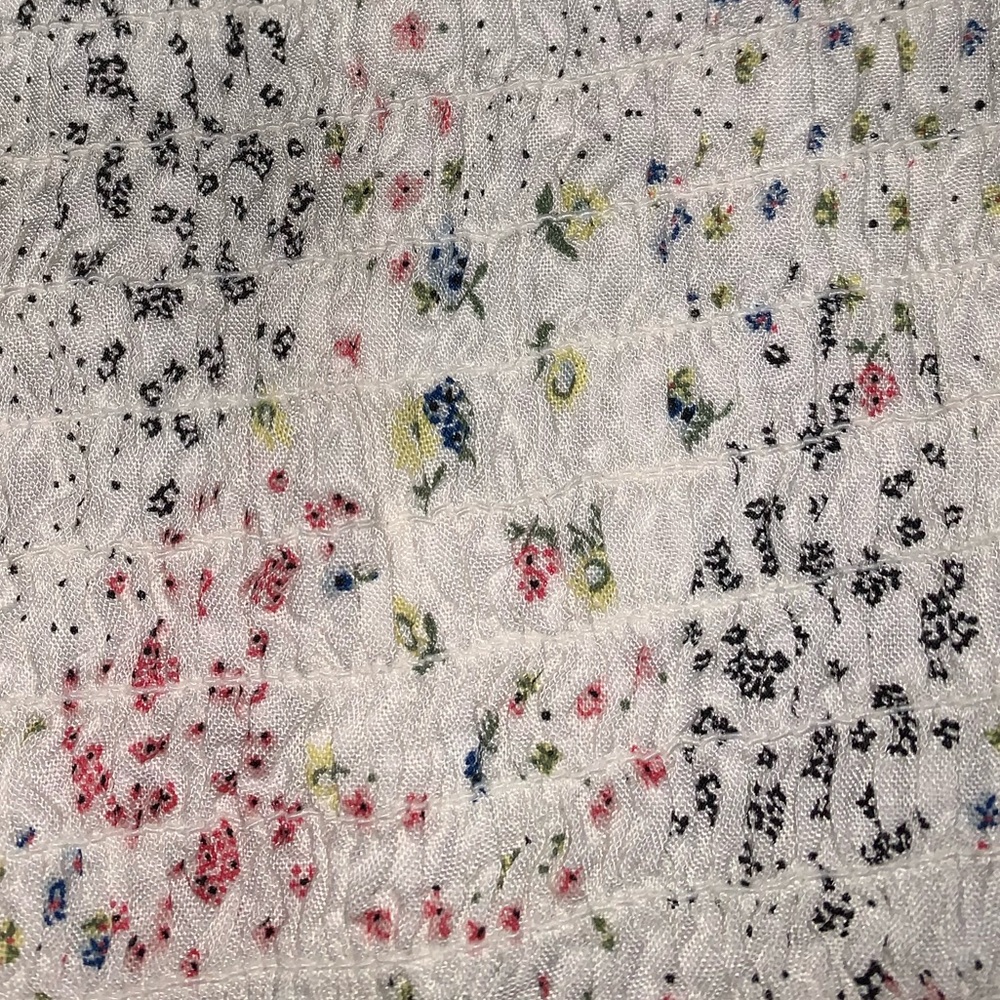Elegant Floral Print 2XL Blouse Smocked - Picture 7 of 8